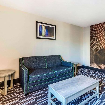Comfort Inn Airport Memphis Buitenkant foto