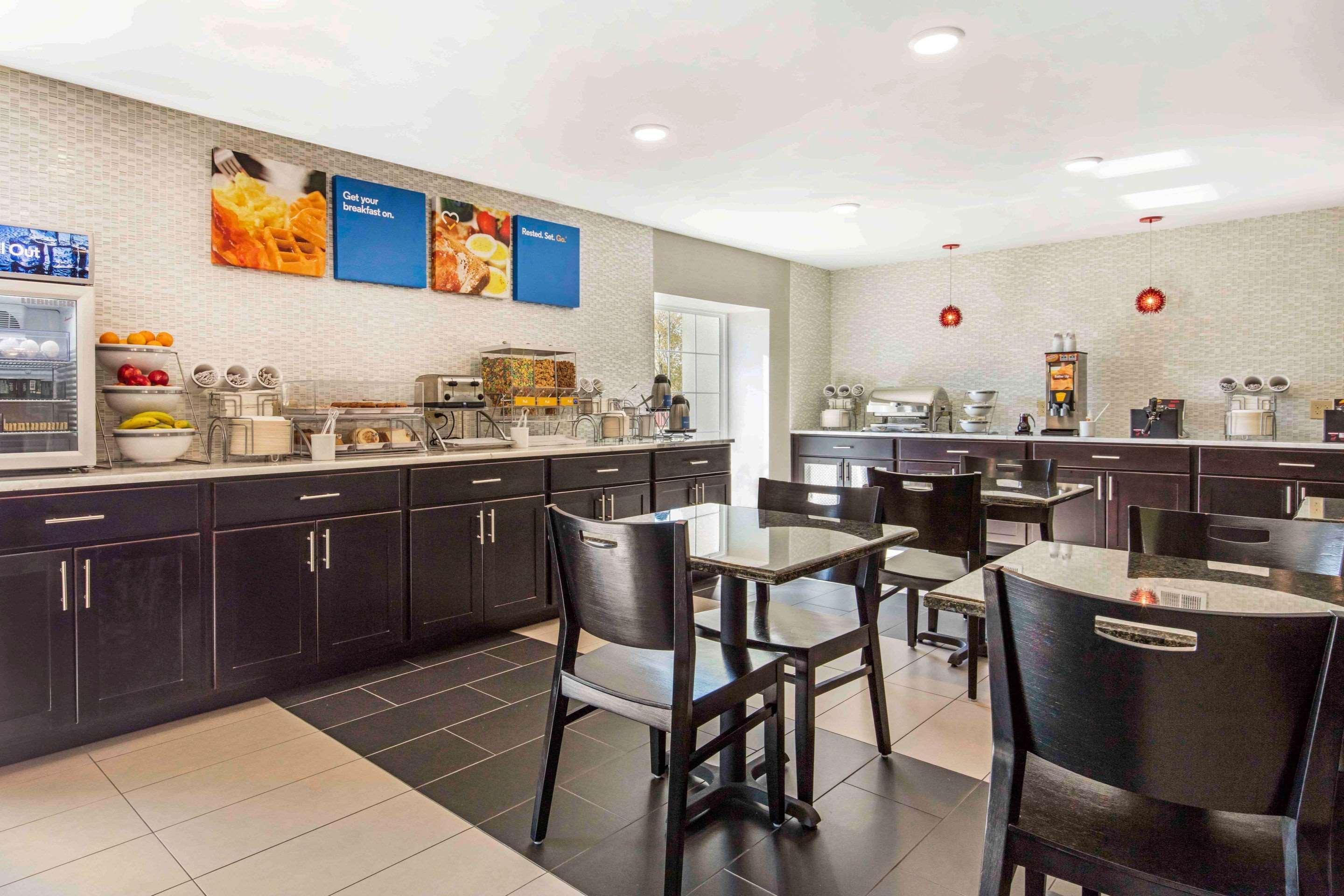 Comfort Inn Airport Memphis Buitenkant foto